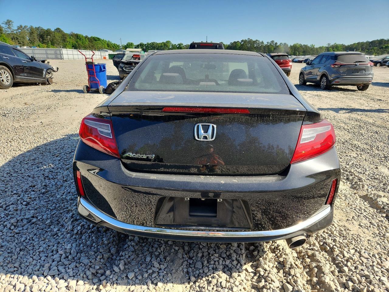 2017 HONDA ACCORD