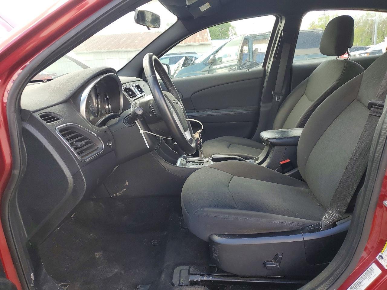 2012 CHRYSLER 200