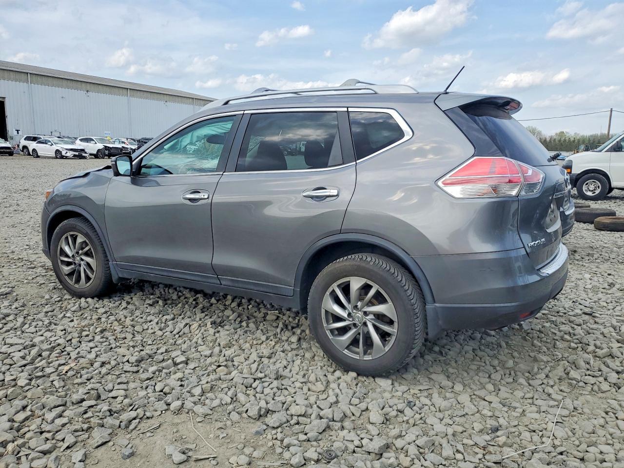 2014 NISSAN ROGUE