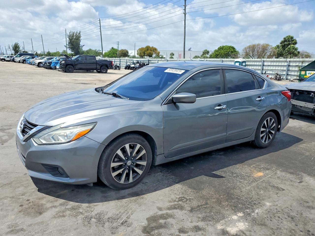 2017 NISSAN ALTIMA