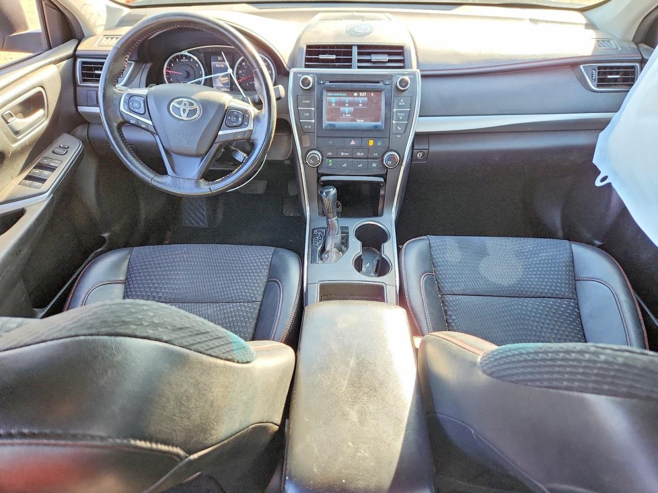 2015 TOYOTA CAMRY