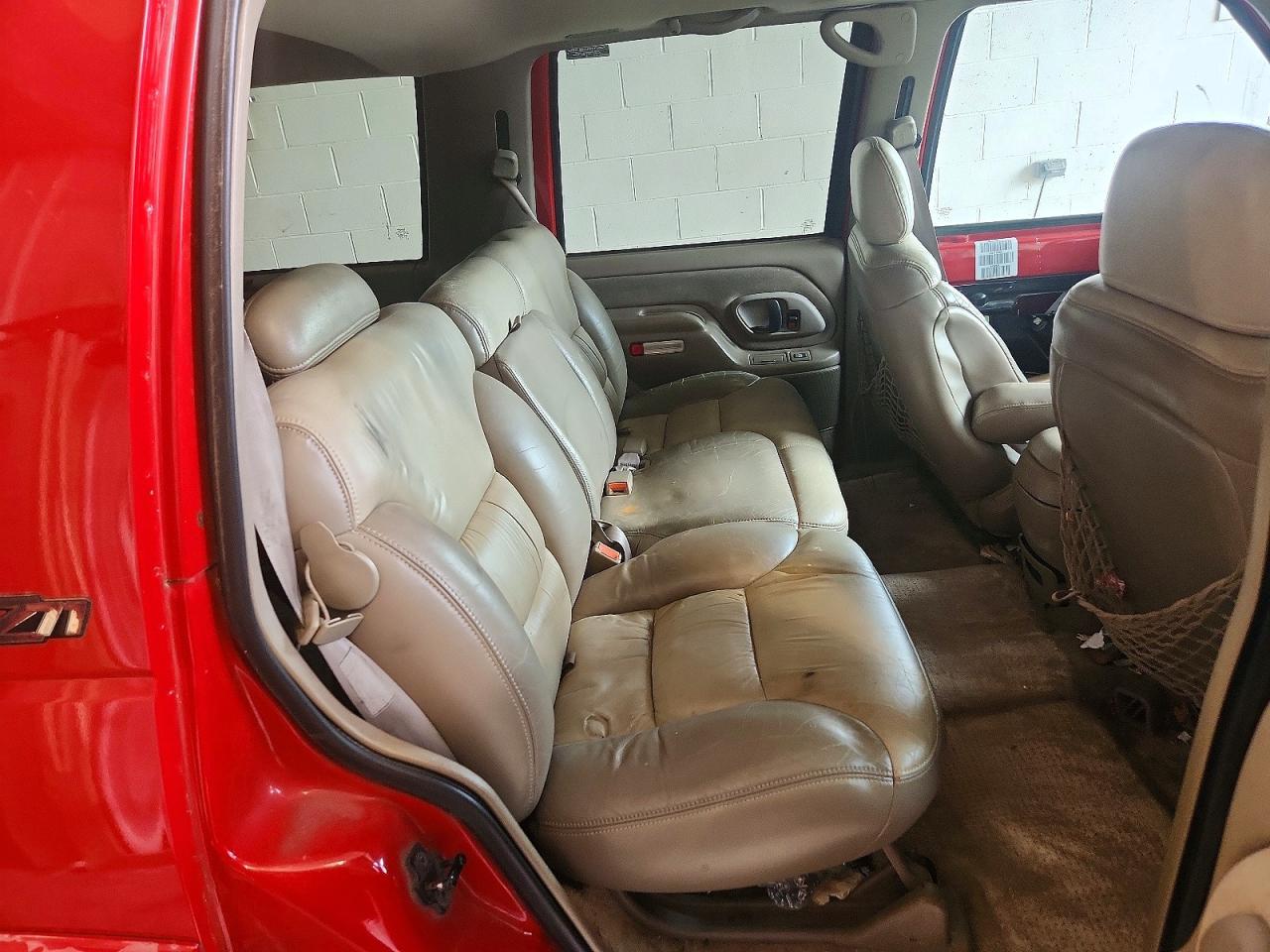 2000 CHEVROLET Tahoe