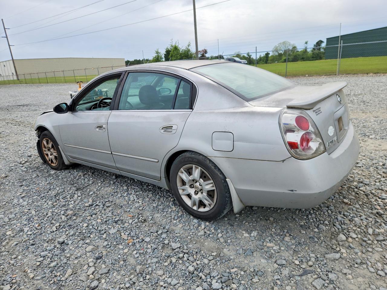 2005 NISSAN ALTIMA