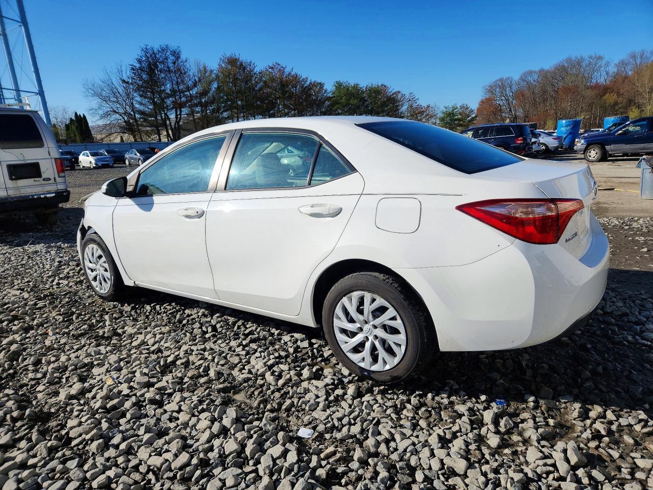 2018 TOYOTA COROLLA