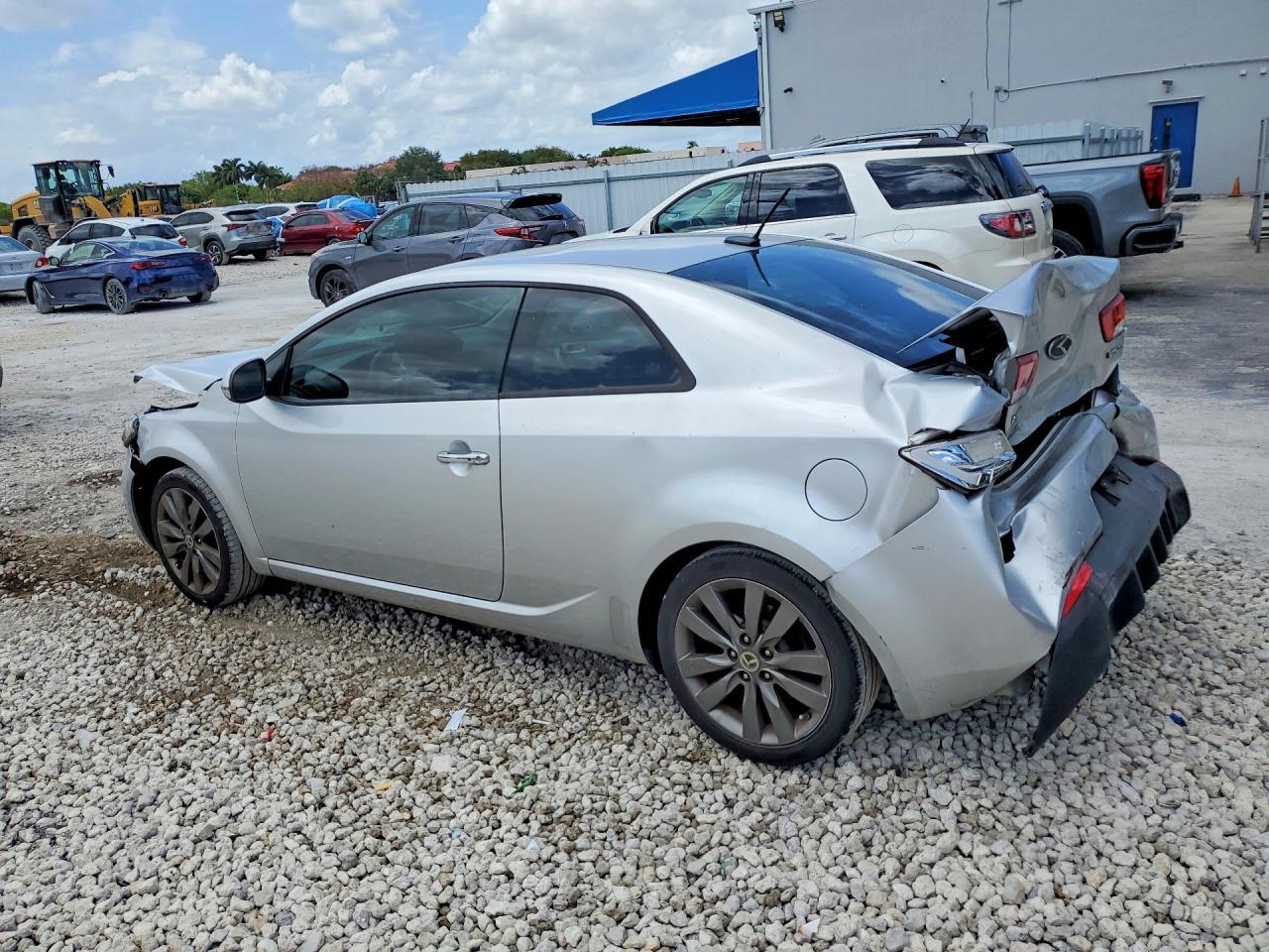 2011 KIA FORTE