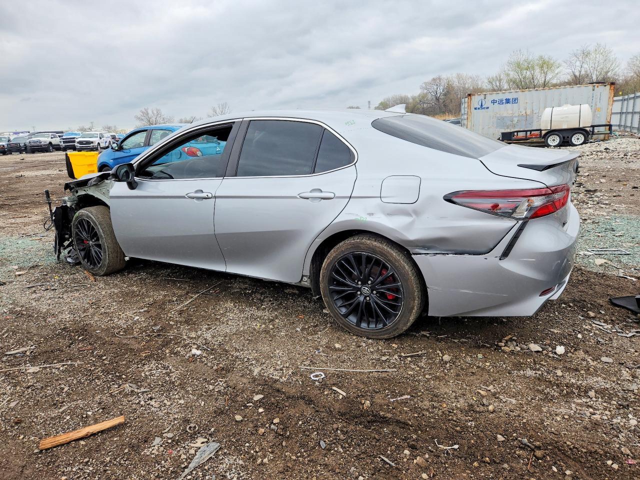 2022 TOYOTA CAMRY