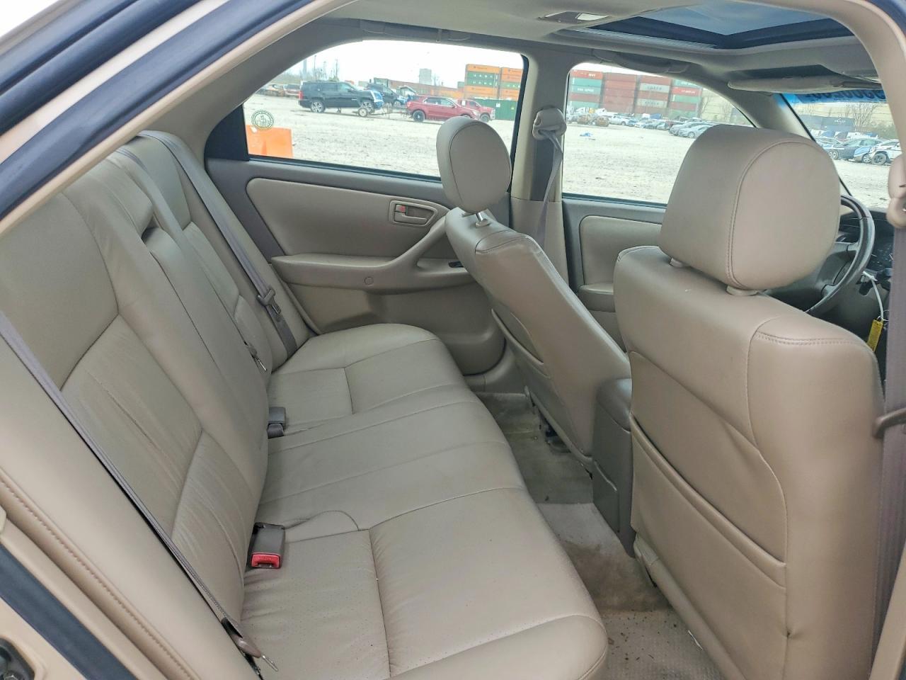 2001 TOYOTA CAMRY
