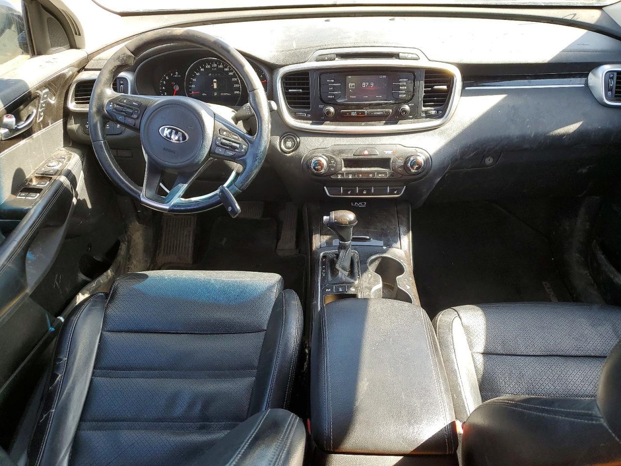 2016 KIA SORENTO