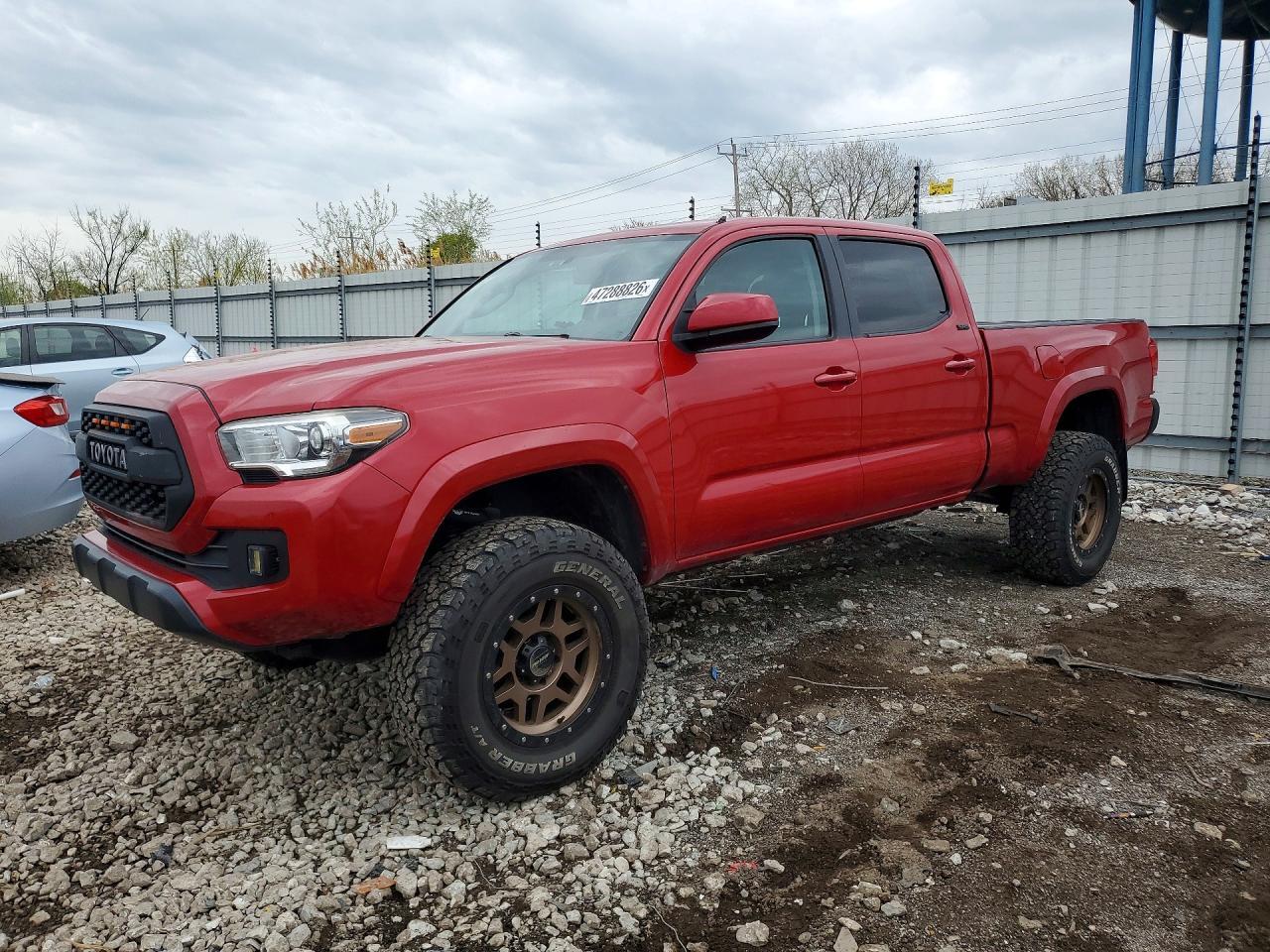 2017 TOYOTA TACOMA