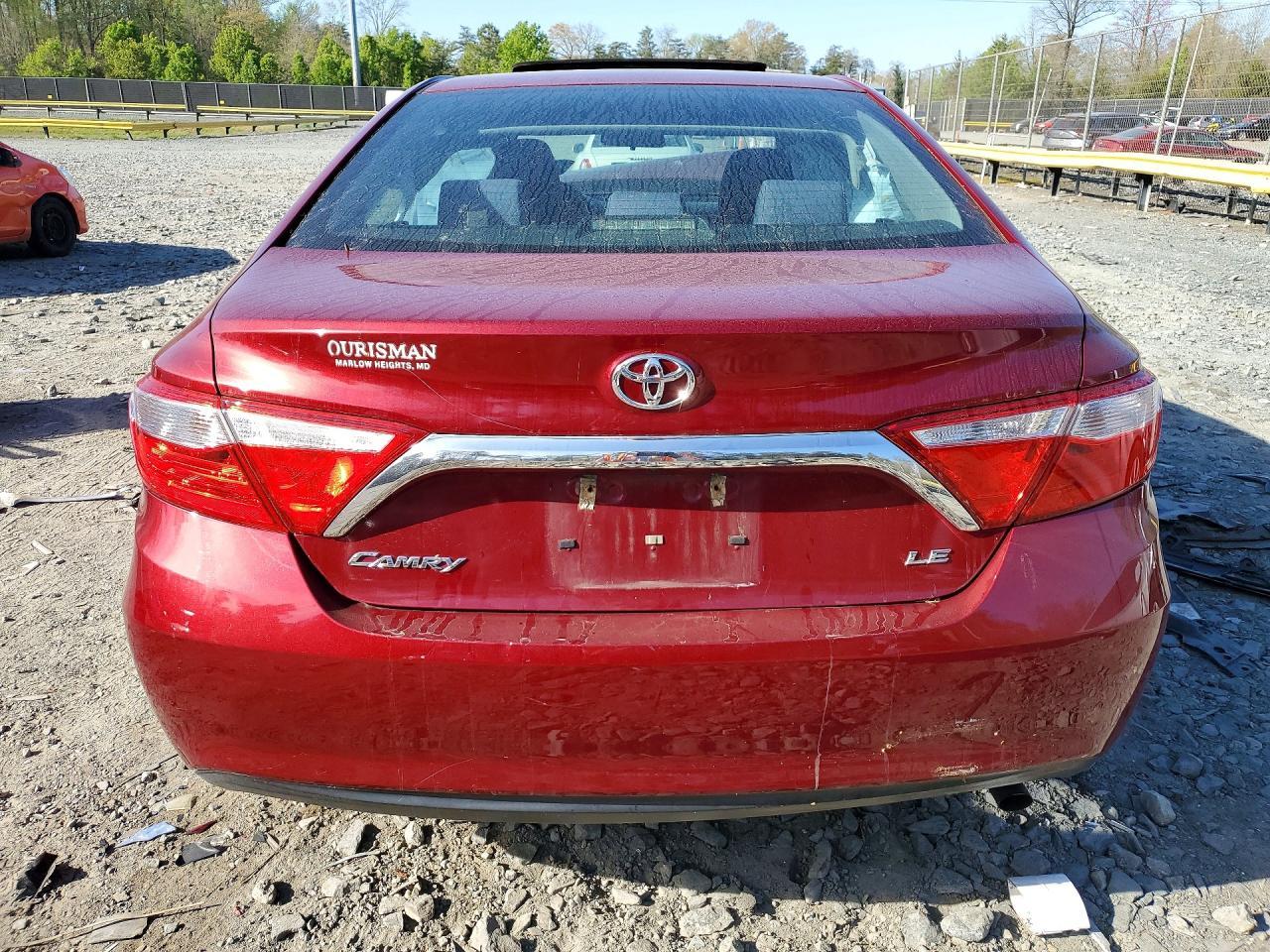 2015 TOYOTA CAMRY
