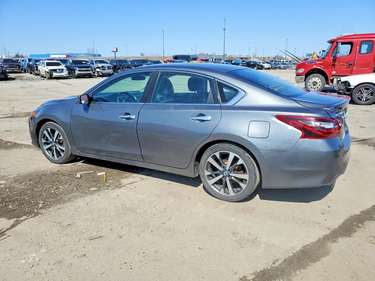 2017 NISSAN ALTIMA