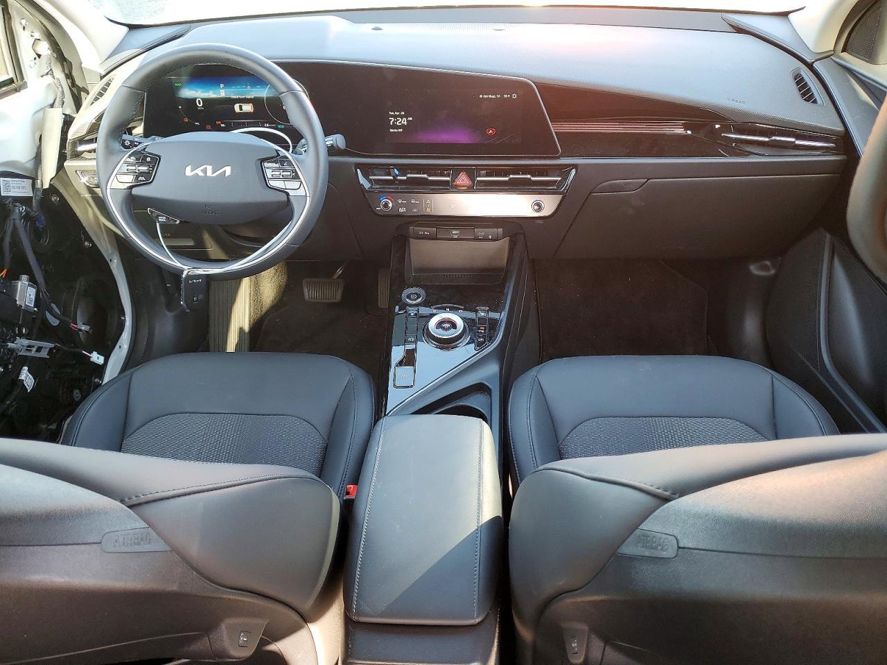 2025 KIA Niro