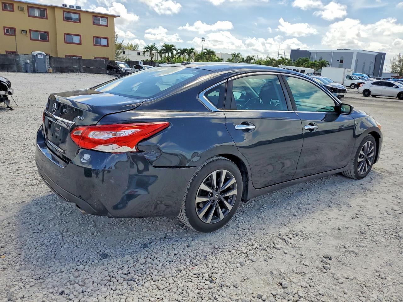 2017 NISSAN ALTIMA