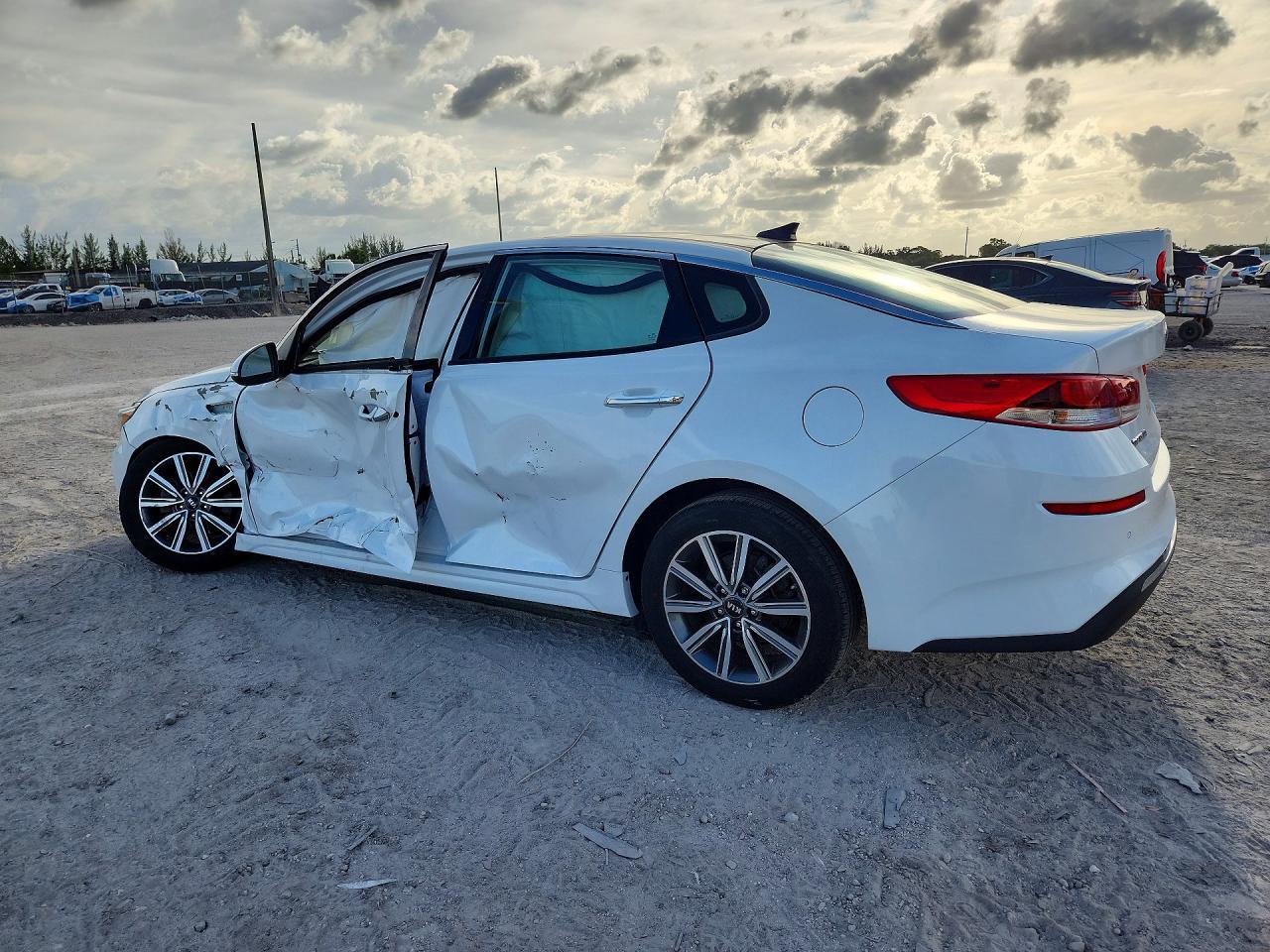 2019 KIA OPTIMA