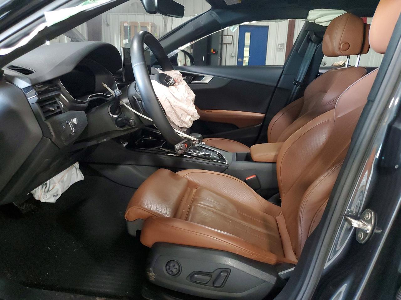 2022 AUDI A4