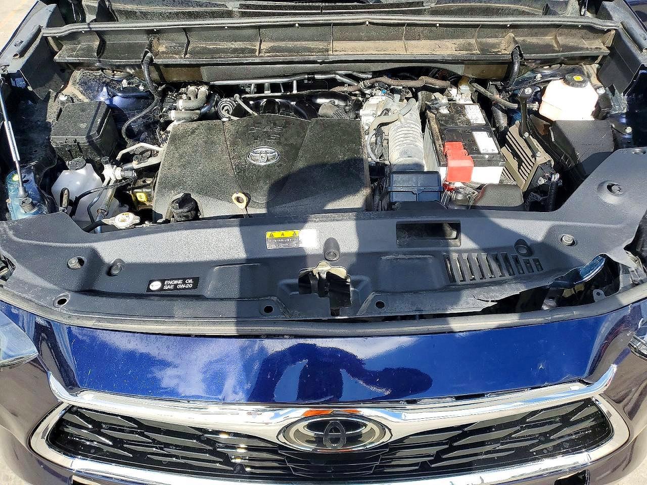 2022 TOYOTA HIGHLANDER