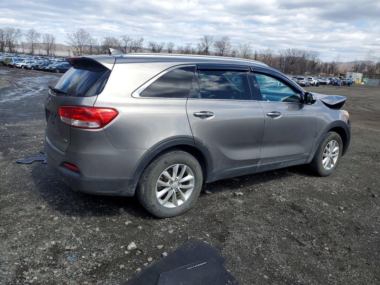 2016 KIA SORENTO