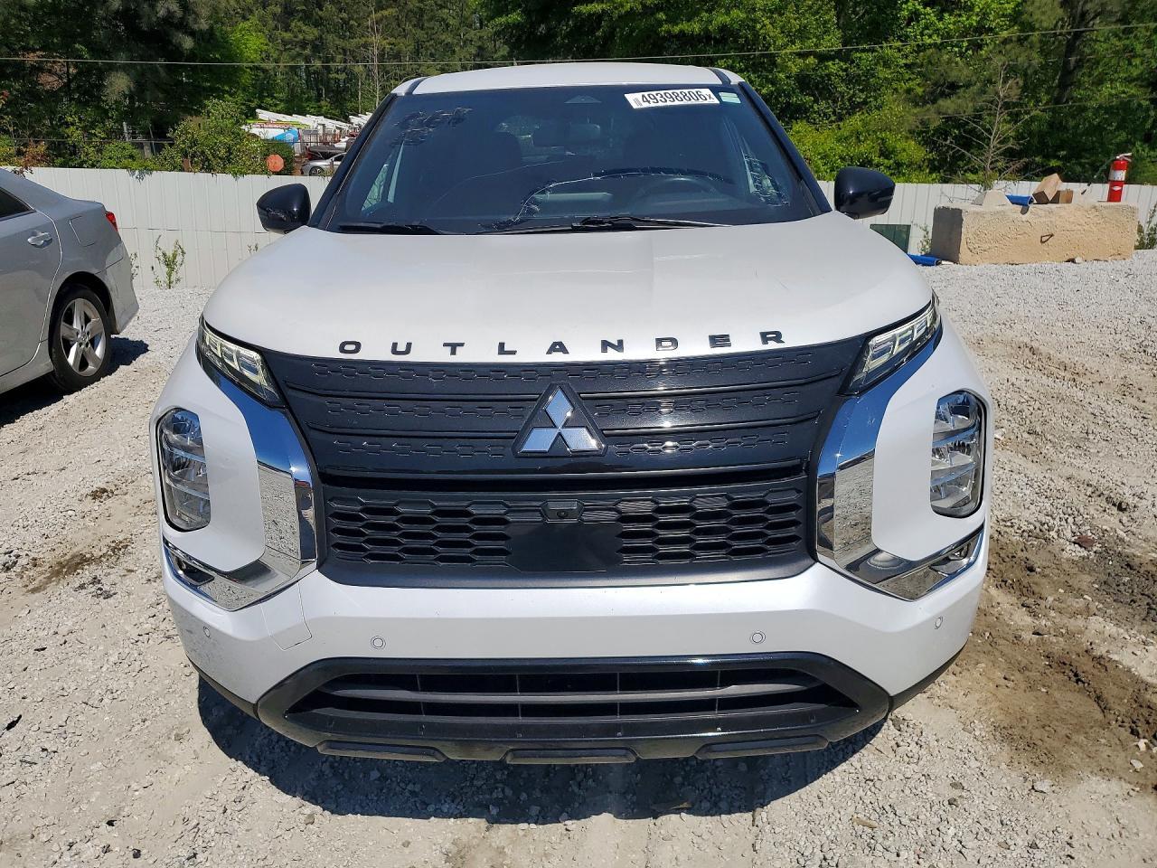 2023 MITSUBISHI outlander