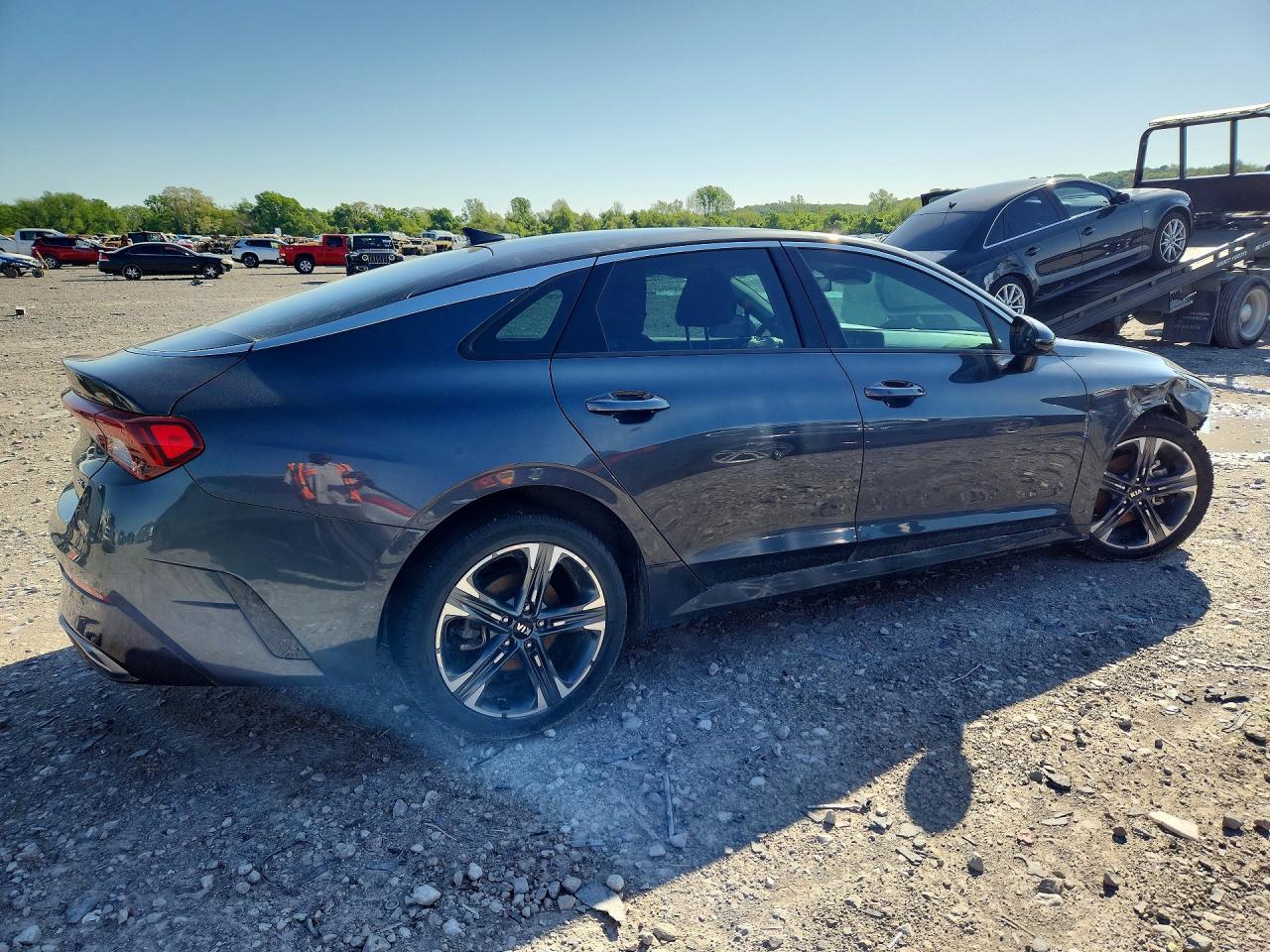 2021 KIA K5