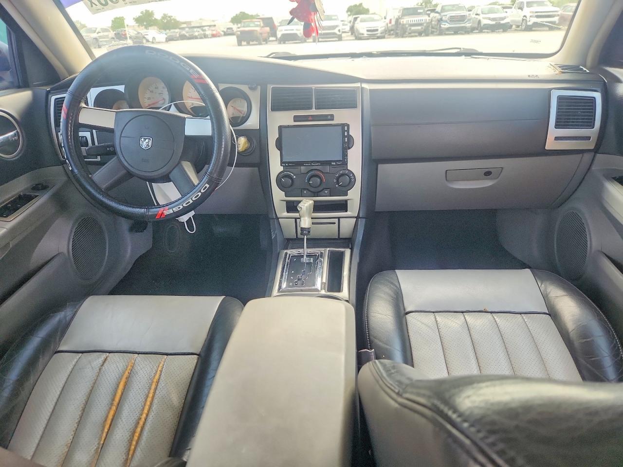 2006 DODGE CHARGER