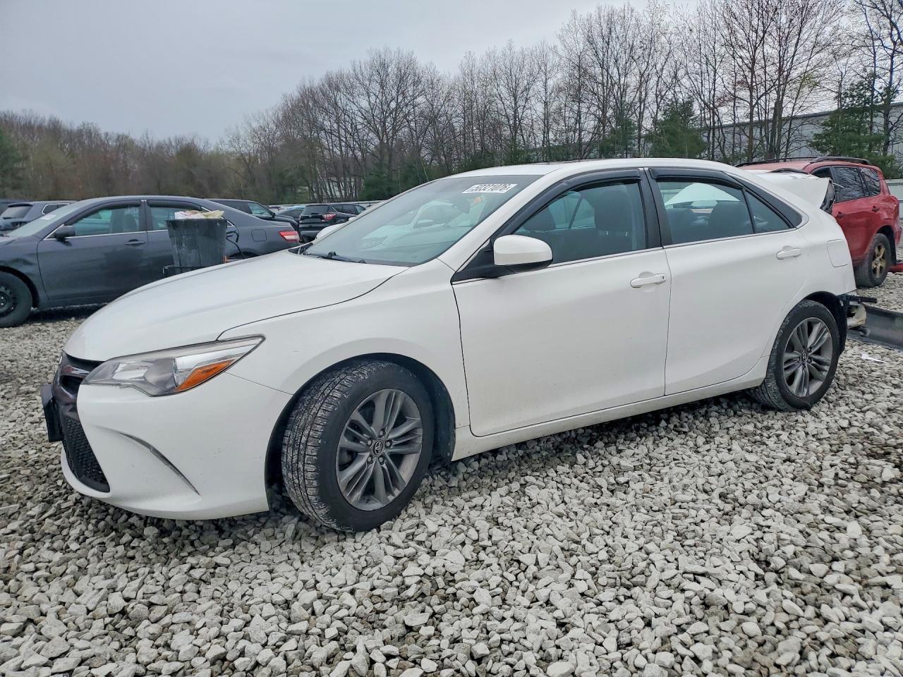 2016 TOYOTA CAMRY