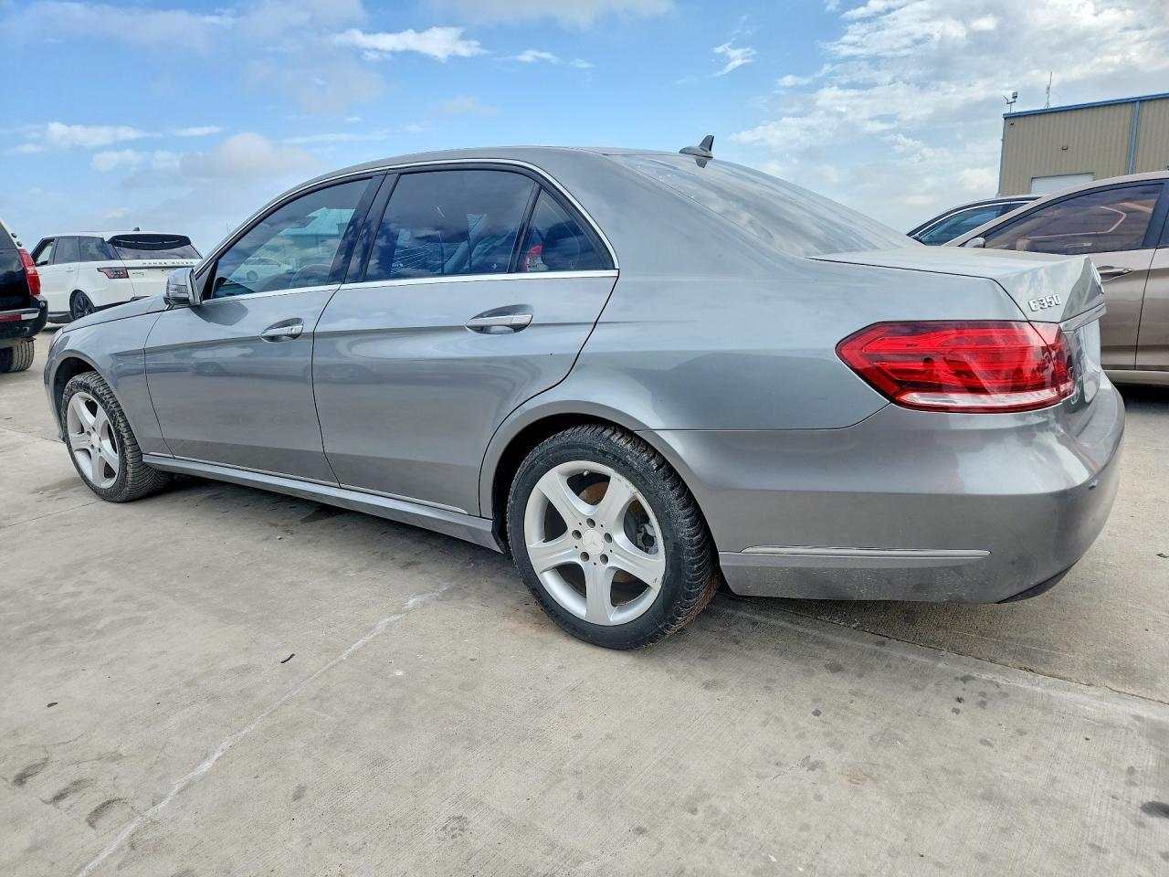 2014 MERCEDES-BENZ E-Class