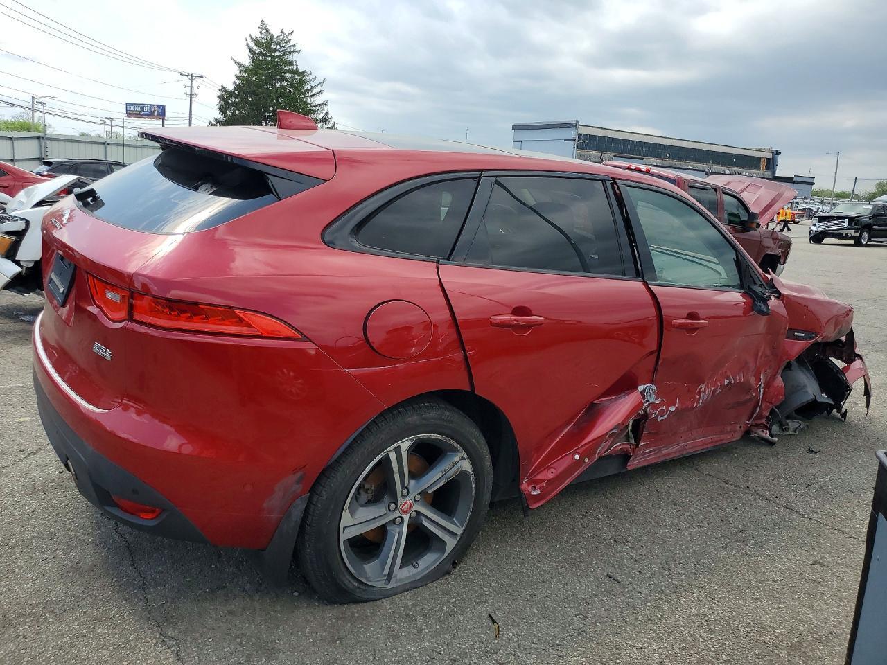 2017 JAGUAR F-Pace