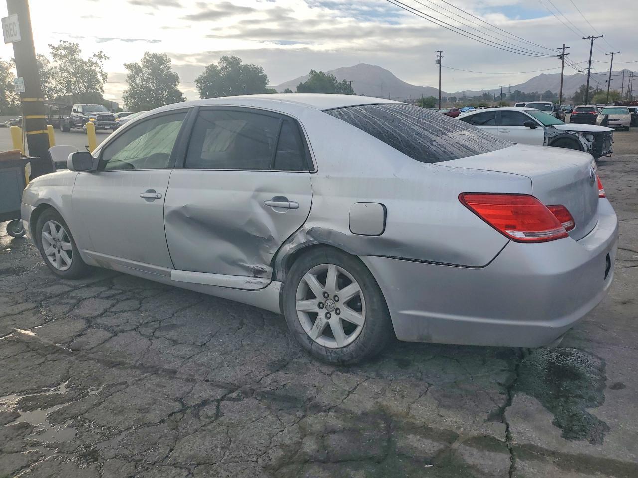 2007 TOYOTA Avalon