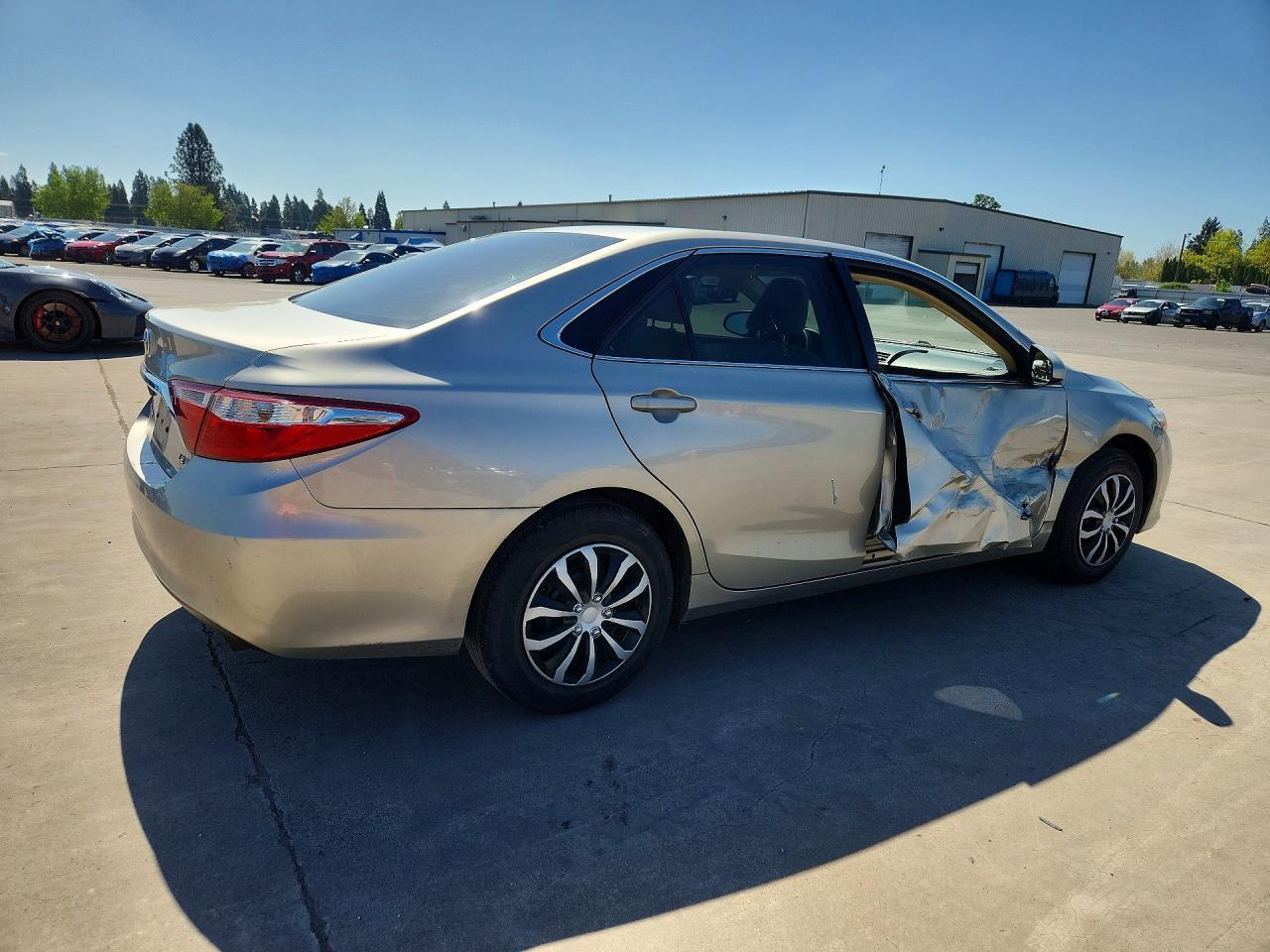 2017 TOYOTA CAMRY