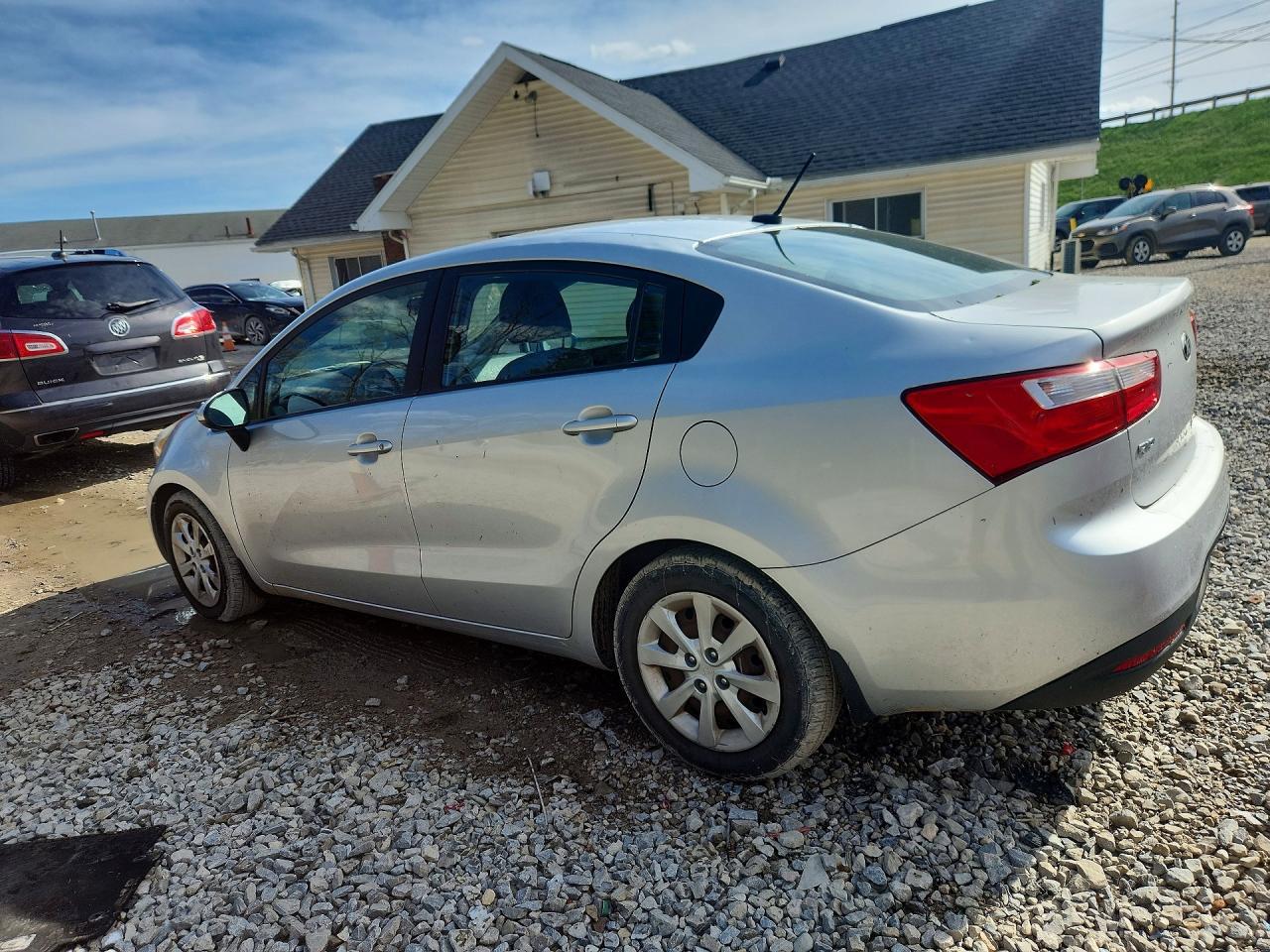 2014 KIA RIO