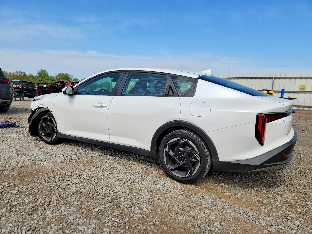 2025 KIA K4