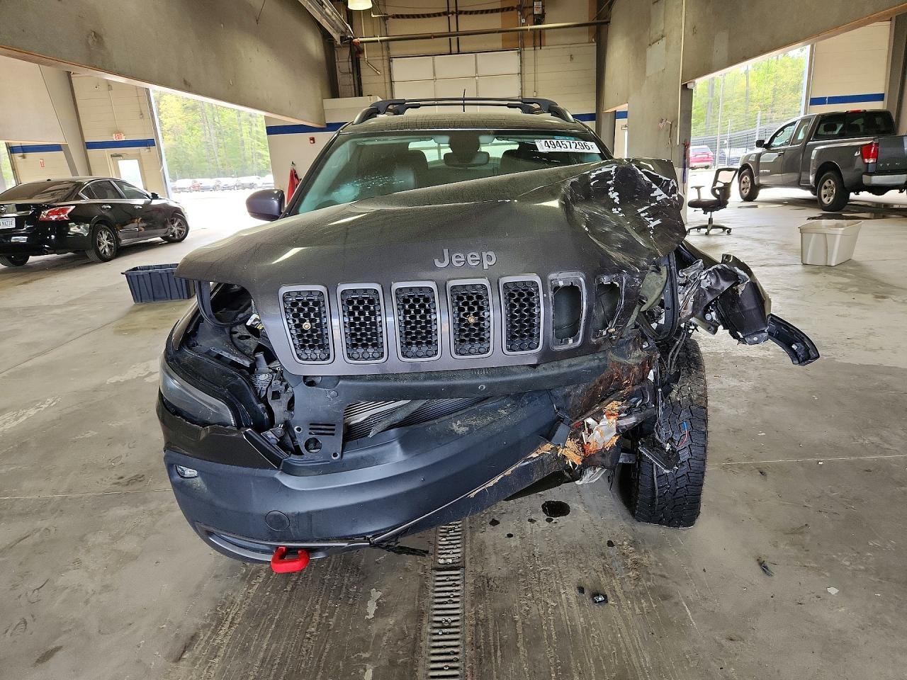 2019 JEEP CHEROKEE