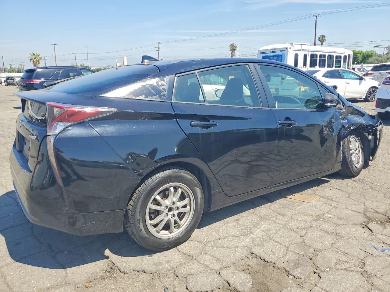 2016 TOYOTA PRIUS