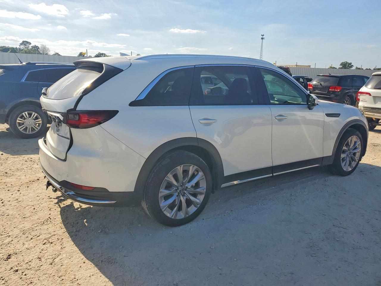 2024 MAZDA CX-90