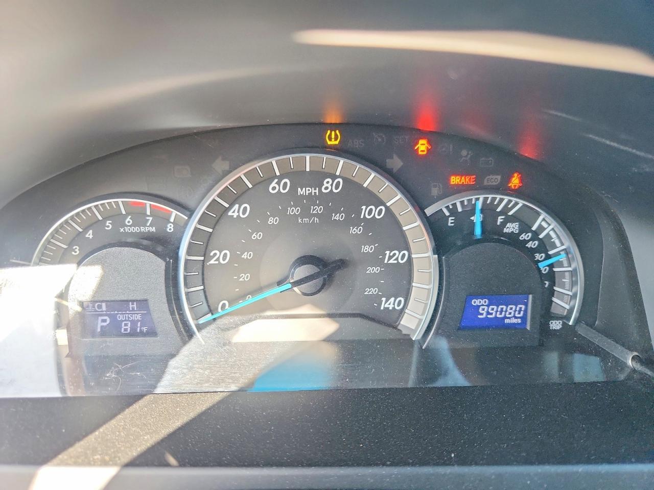 2014 TOYOTA CAMRY
