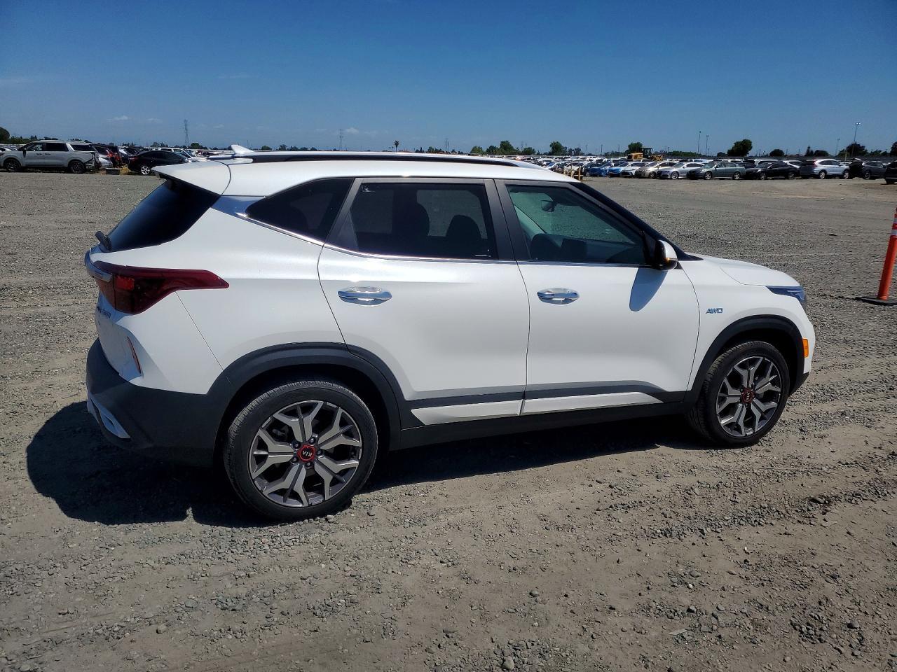 2021 KIA SELTOS