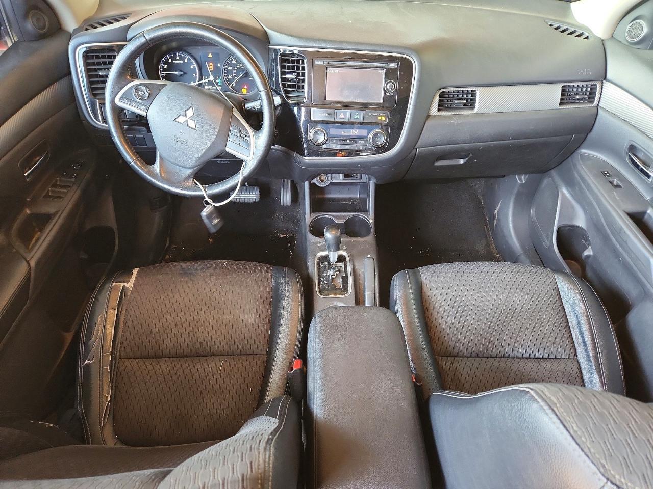 2015 MITSUBISHI outlander