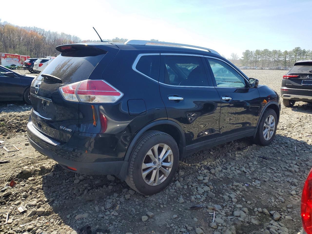 2016 NISSAN ROGUE