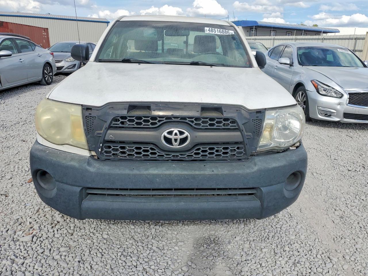 2011 TOYOTA TACOMA