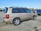 2005 TOYOTA HIGHLANDER