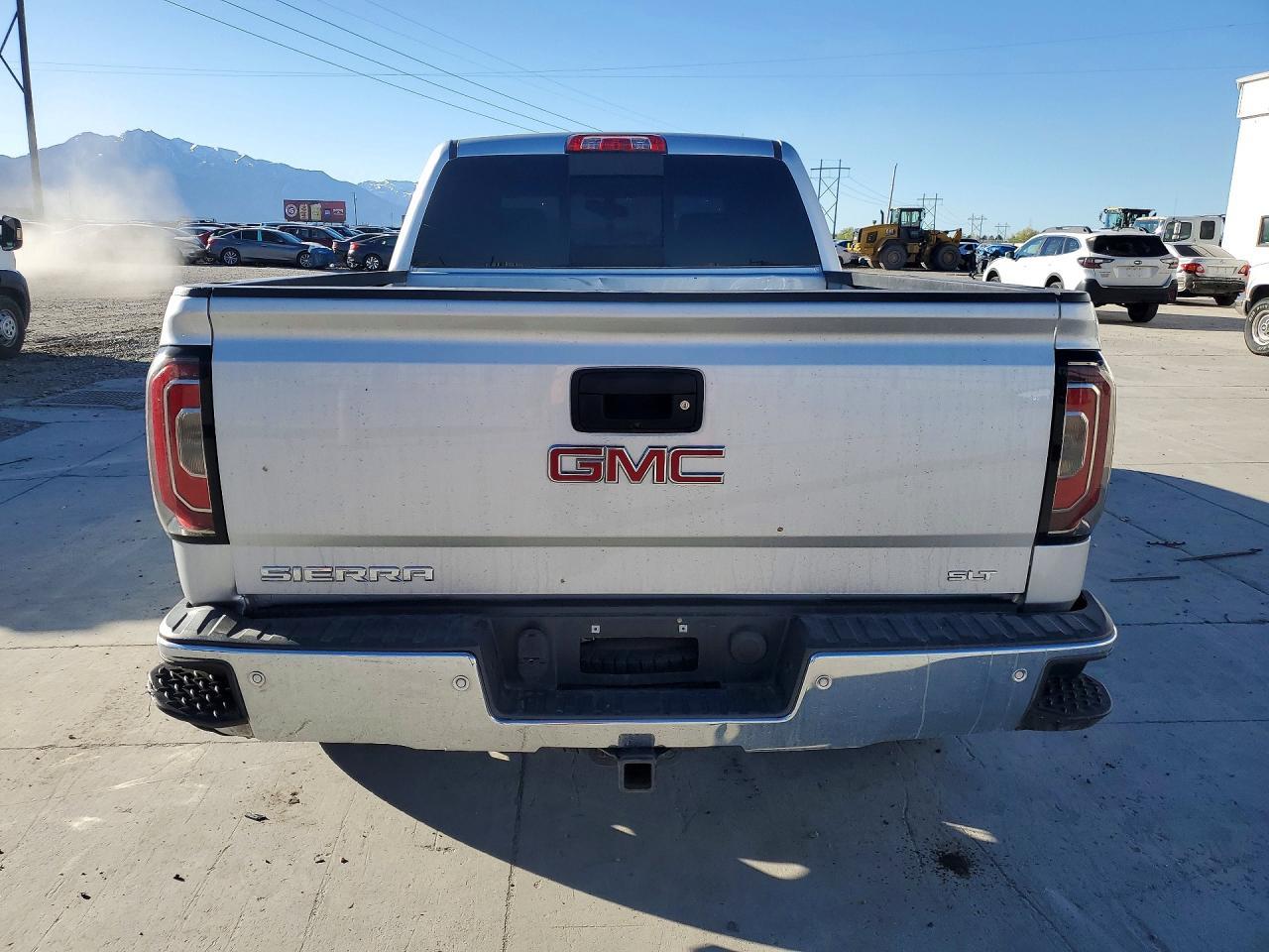 2017 GMC Sierra