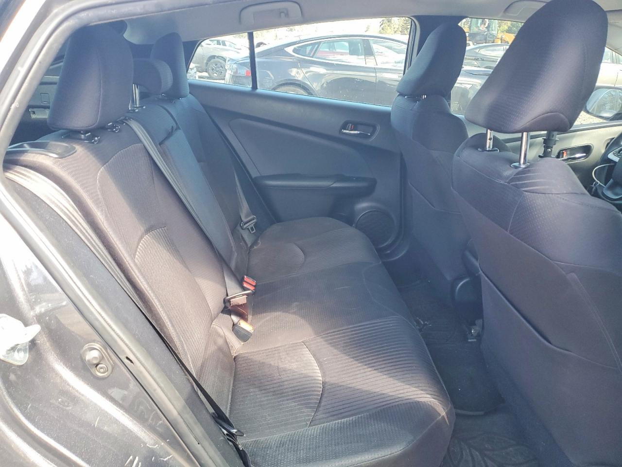 2016 TOYOTA PRIUS