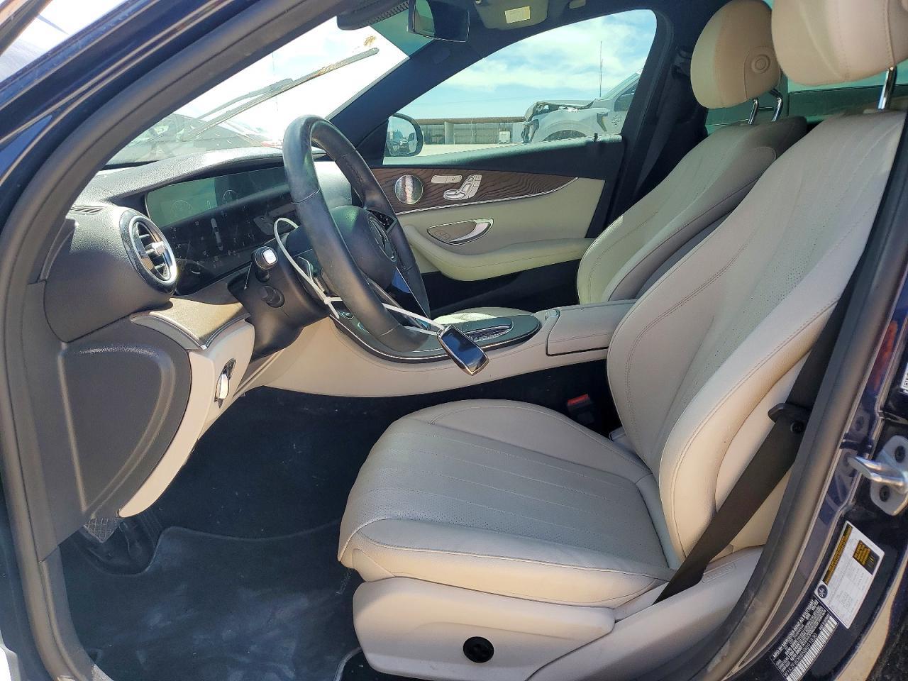 2022 MERCEDES-BENZ E-Class