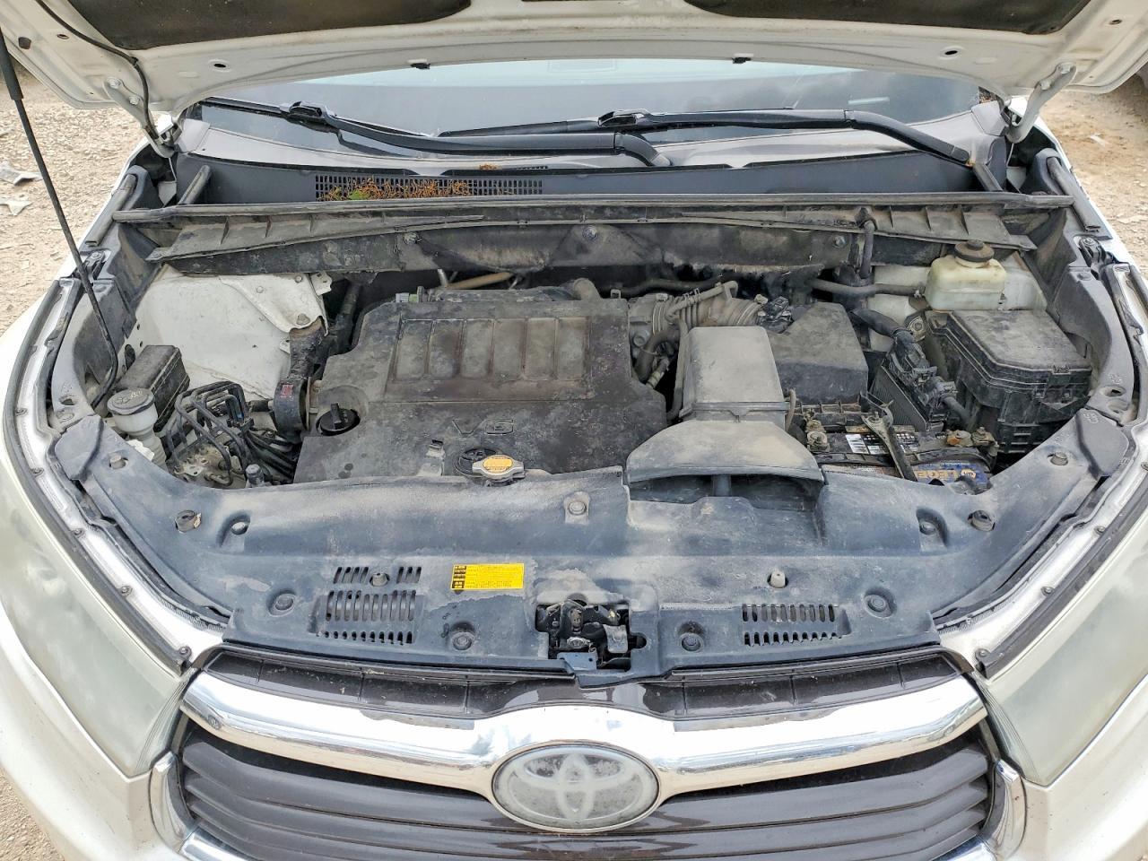 2015 TOYOTA HIGHLANDER