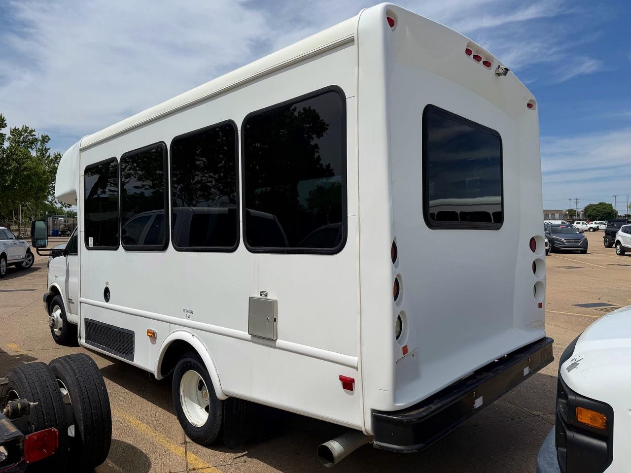 2015 CHEVROLET Express 4500