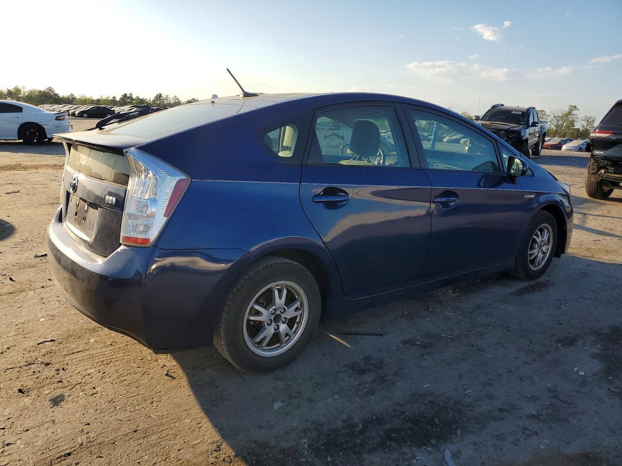 2010 TOYOTA PRIUS