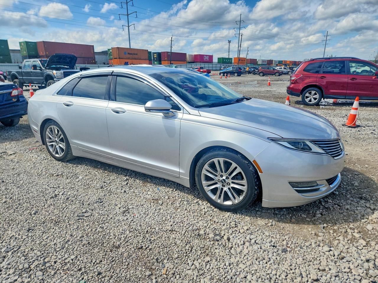 2013 LINCOLN MKZ
