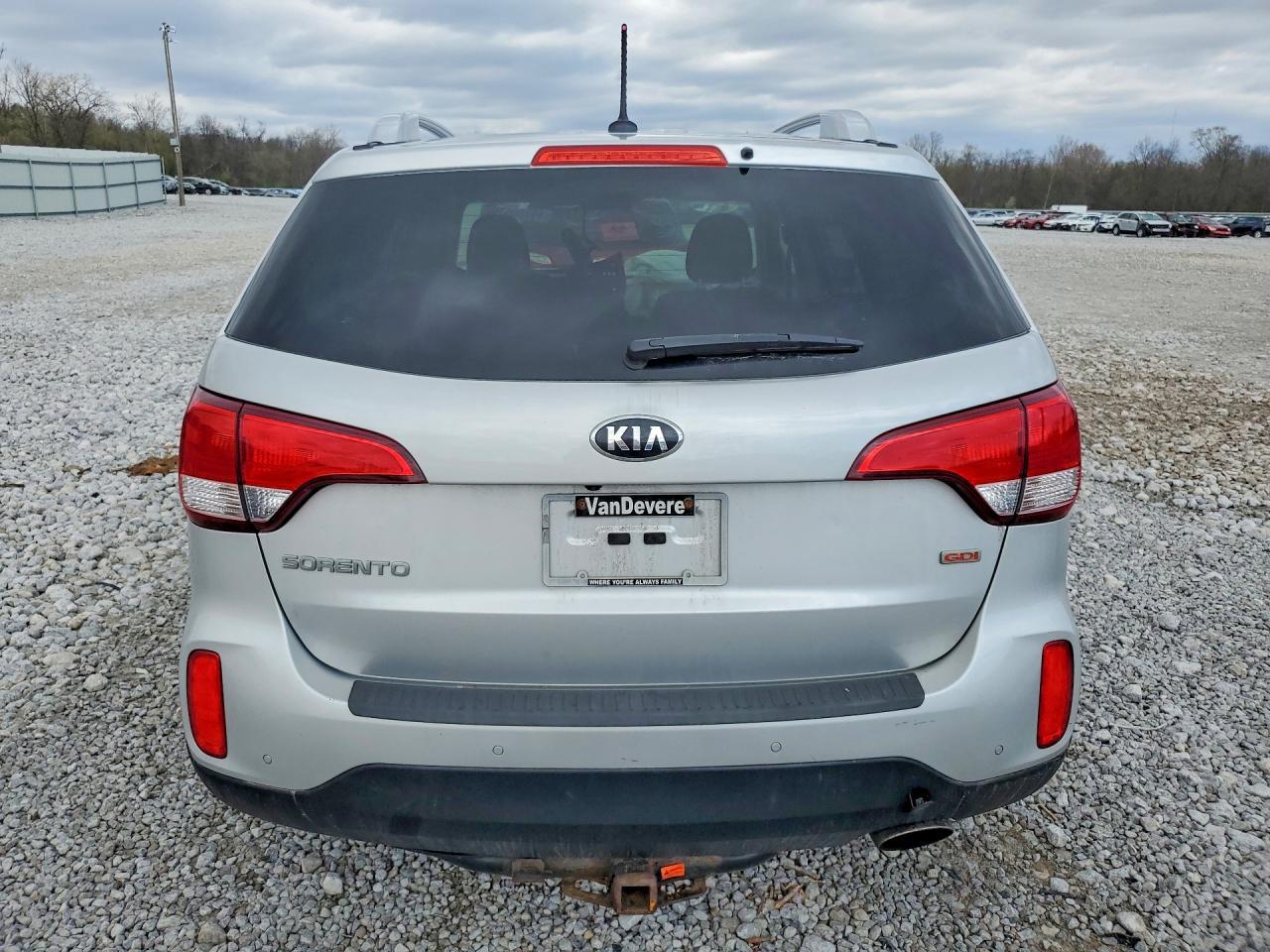 2014 KIA SORENTO