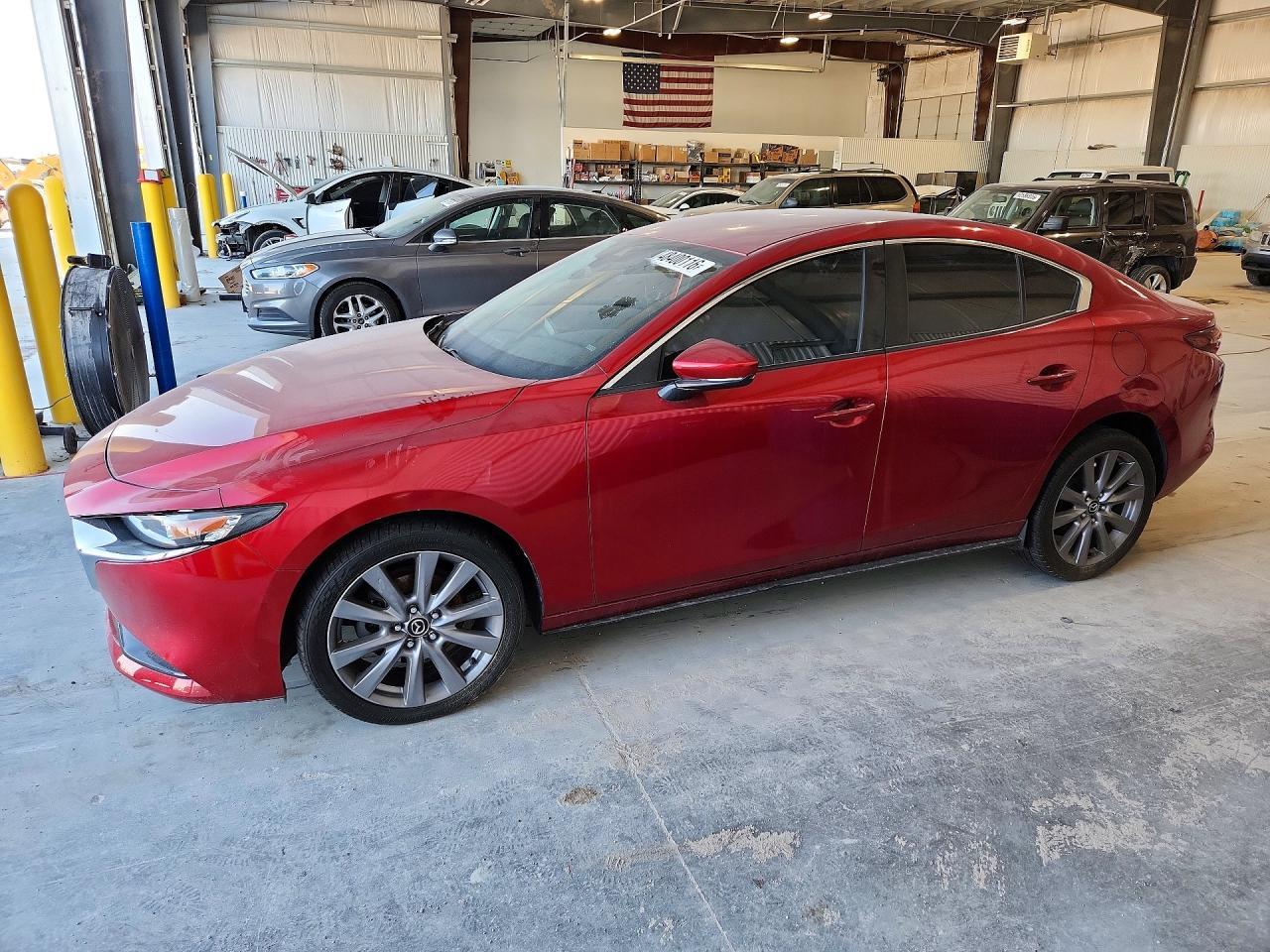 2019 MAZDA 3