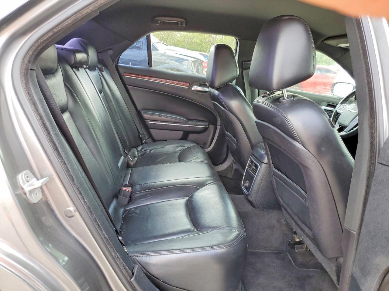 2012 CHRYSLER 300
